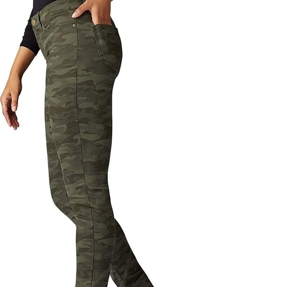 88 Lee Women's Sculpting Slim Fit Skinny Leg Camo Jeans Size 4 Medium - Picture 2 of 4